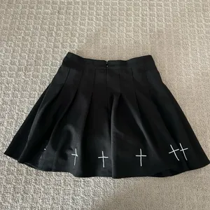 XMM Black Midi Skirt Skort White Crosses Knit Womens Size‎ 1 Goth Retro Gothic thumbnail 5