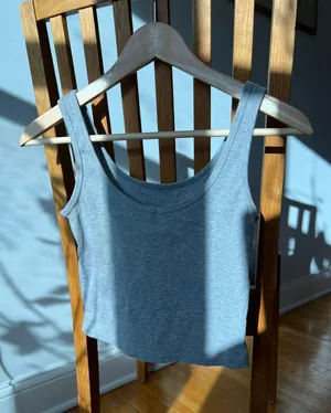Gray Top thumbnail 1