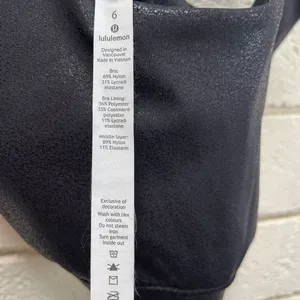 Lululemon Energy strappy black sports bra size 6 thumbnail 4