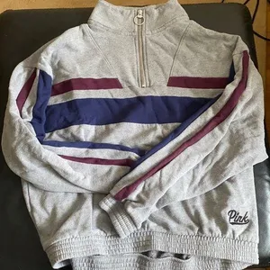 PINK Crew Size M thumbnail 1