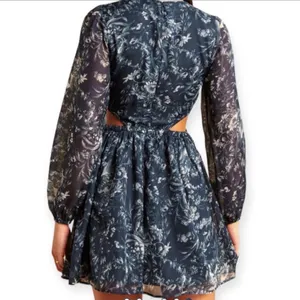 Abercrombie & Fitch Blue Floral Cutout Plunge Mini Dress Long Sleeve Beach Vacay thumbnail 4
