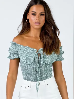 Princess Polly Asha Bodysuit in Green Size 8 New with tag thumbnail 1