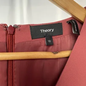 Theory V Neck Banded Shift Admiral Crepe Light Dress in‎ Deep Rose Size 10 thumbnail 2