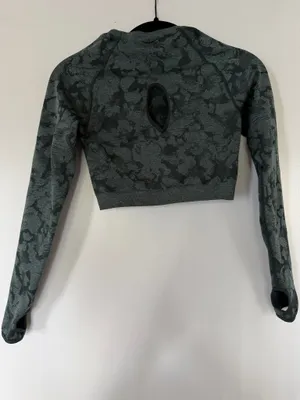 Gymshark Long Sleeve Crop Top thumbnail 3