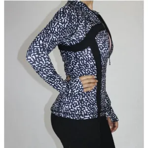Lululemon Define Jacket Size 8 Net Pop White Black Luon Coat Yoga Gym Hiking thumbnail 3