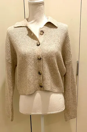 Jessica Simpson Taupe cardigan sweater size S thumbnail 1