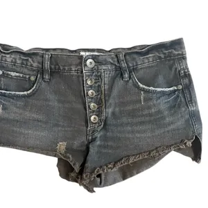 Free People Women’s Shorts Black Jeans Size 26 thumbnail 4