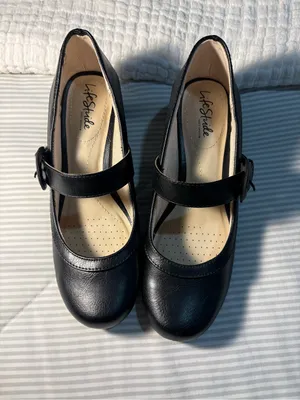 Life Stride Black Mary Jane Block Heel Pumps Size 8M thumbnail 2
