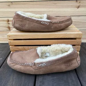 Tan UGG Ansley Slippers Seude Fuzzy Slip On Shoes Moccasins thumbnail 2