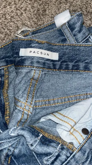 PacSun Women’s Jeans thumbnail 3