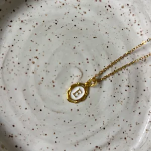 18k gold plated dainty initial necklace “E” thumbnail 2