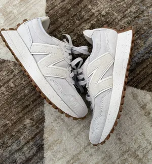New Balance Sneakers thumbnail 1