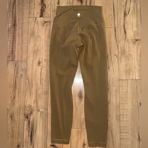 Lululemon leggings thumbnail 5