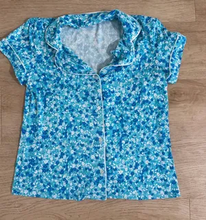 Draper James Turquoise & White Floral Short Sleeve Button Pajama Top thumbnail 1