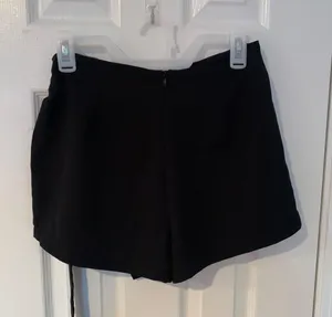 Skort thumbnail 2