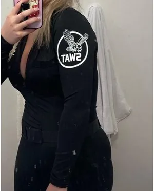 Spirit Halloween Halloween Swat Costume thumbnail 6