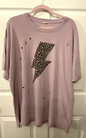 Easel Lilac Leopard Lightning Bolt Distressed Oversized Cotton Graphic Tee, M thumbnail 1