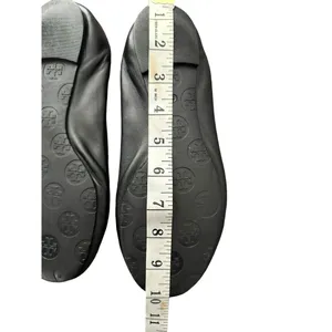 Tory Burch Reva Black Leather Gold Logo Medallion Ballet Flats Size 7 thumbnail 12