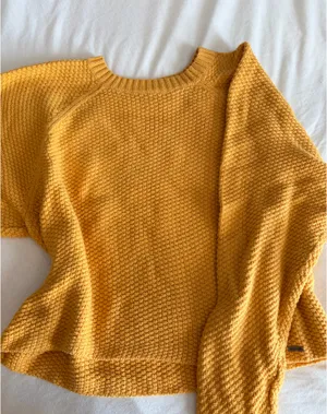 Yellow Hollister Sweater thumbnail 1