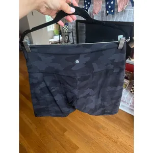 Lululemon Align Short 8" Heritage 365 Camo Dark Olive Multi 14 thumbnail 2