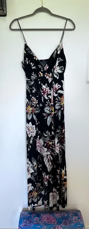 Iris Floral Print V Neck Side Slit Strappy Midi/Maxi Dress Size Large thumbnail 1