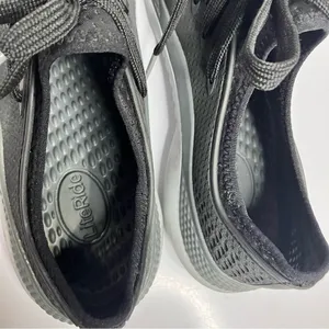 Crocs literide 360 black sneakers‎ size 8 thumbnail 6