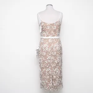 Dress The Population | Emma Embroidered Body-Con‎ Midi Dress thumbnail 3