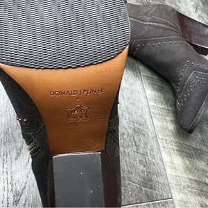 DONALD J. PLINER Vegas Brown Leather Studded Heeled Boots Size 7 thumbnail 7