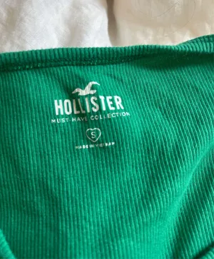 Hollister Top thumbnail 2