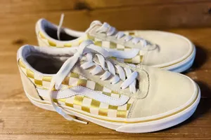 Vans Old School Gold Checkered Size 7 thumbnail 1