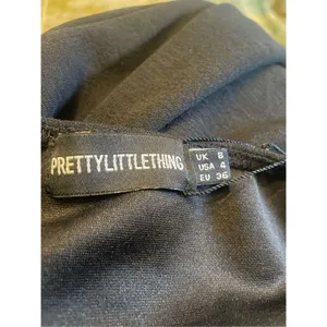 NWT Pretty Little Thing long maxi skirt Textured chain details Black Size 4 thumbnail 5