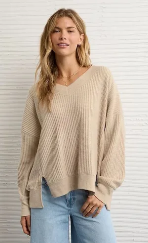 American Eagle Big Hug V-Neck Waffle Sweatshirt Size Large New with tag thumbnail 1