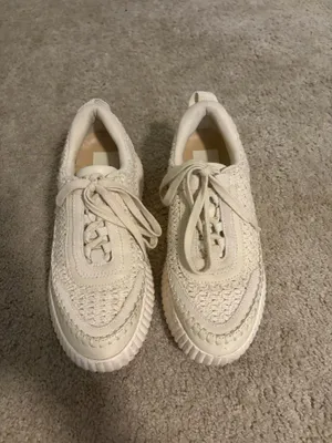 DV by Dolce Vita Sneakers thumbnail 2