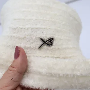 Betmar Hat Womens O/S Cloche Cream Fuzzy Textured Boucle Excellent thumbnail 3
