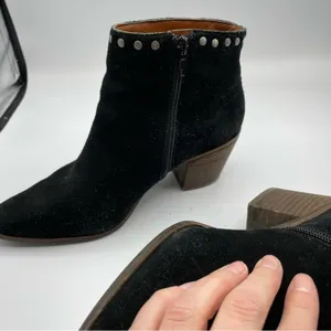 Lucky Brand Black Suede Studded Ankle Boots Stacked Heel Booties Womens 7 Fall thumbnail 7