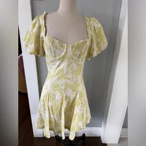 Revolve ASTR The Label Emmalou Eyelet Mini Dress Size‎ Medium thumbnail 3