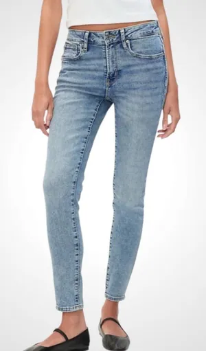 GAP Women's High Waist Skinny Jeans in Washed Blue 6/28R thumbnail 1