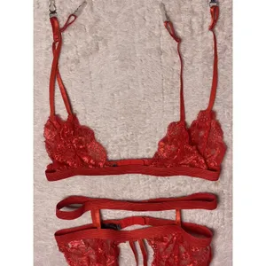 Avidlove Red Lace Lingerie Set‎ & Suspender Belt Small thumbnail 3