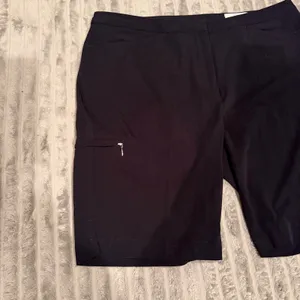 Women's Callaway Black Golf Shorts - Size 16 - Performance Athletic‎ Wear thumbnail 4