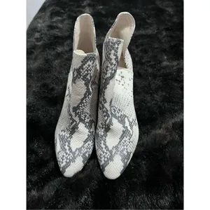 Steve Madden Rockstar Faux Snakeskin Boots size 8 booties thumbnail 2