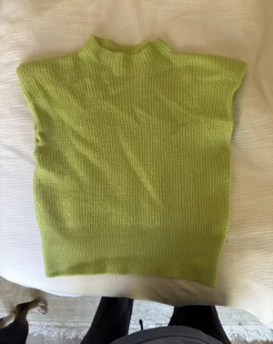 Aritzia Sweater thumbnail 1