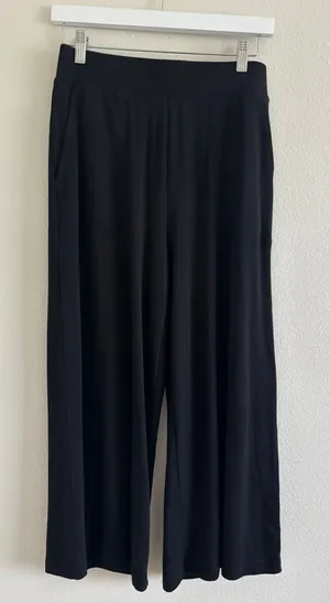 Loft Outlet Womens Black Wide Leg Crop Pants Elastic Waist Travel Lounge Medium thumbnail 1