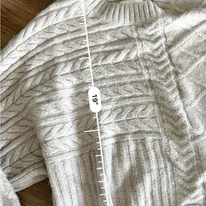 Abercrombie & fitch taupe pullover cable knit sweater thumbnail 3