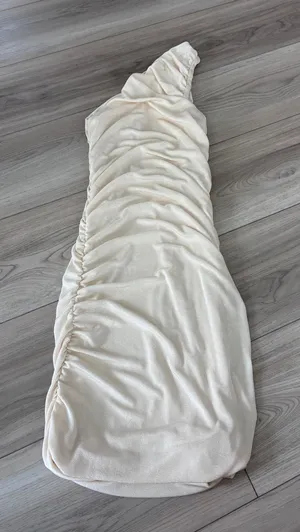 Pretty Garden One Shoulder Ruched Bodycon Mini Dress Cream Champagne Metallic XS thumbnail 1