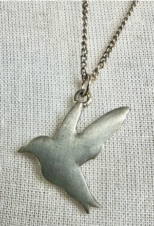 Flying bird pendant necklace Gold thumbnail 1