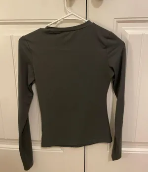 Long Sleeve Top Size XS thumbnail 2