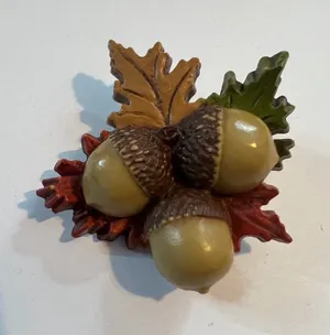 Hallmark Cards Inc. Vintage Acorn & Fall Leaves Brooch thumbnail 1