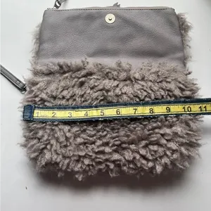 Elegant Taupe Grey Faux Fur Clutch Purse thumbnail 7