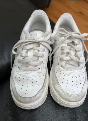 Little Boys Nike Sneakers 10.5 thumbnail 1