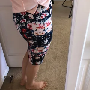 The Fifth Label Floral Scuba Pencil Skirt NWOT S thumbnail 4